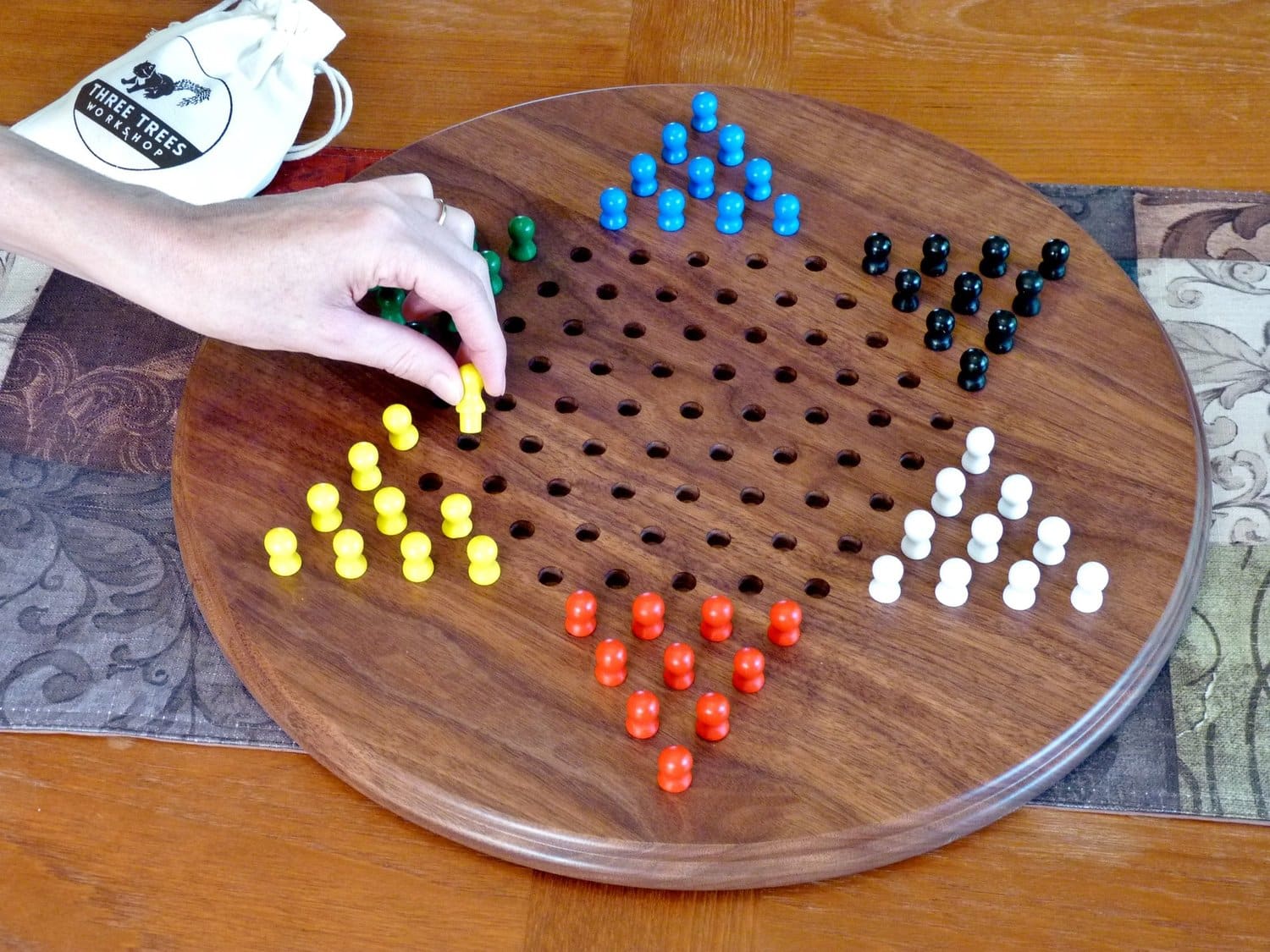 Chinese checkers
